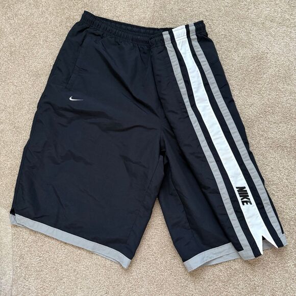 Mens Vintage Nike Swim Trunks Black Drawstring Mesh Lining Board Shorts XXL NWT - Picture 2 of 12